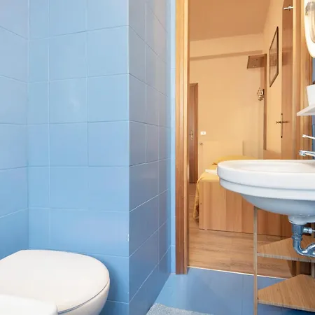 Monolocale 35 公寓 莫内利亚